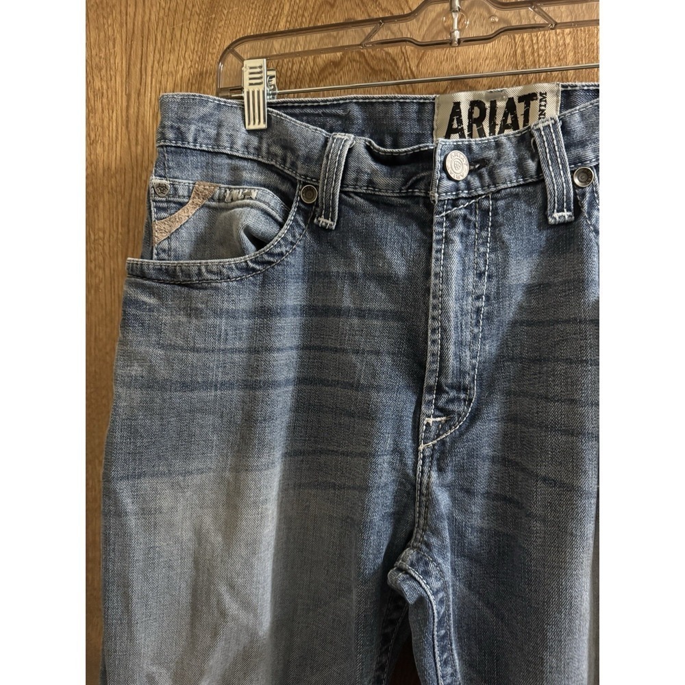 Ariat Mens M2 Relaxed Boot Cut Denim Jeans Distressed Size 35 X 32 Mid Rise - Picture 3 of 11